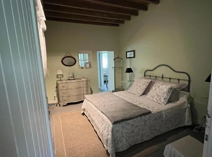 Domaine De La Creuse Bed and breakfast Moussey (Aube)